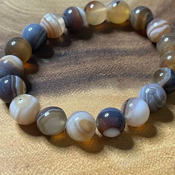 Botswana Agate beaded 10mm beads stretch bracelet striped natural handmade new e - Picture 2 of 8